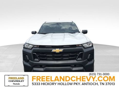 Used 2024 Chevrolet Colorado W/T w/ WT Convenience Package II RWD image 9