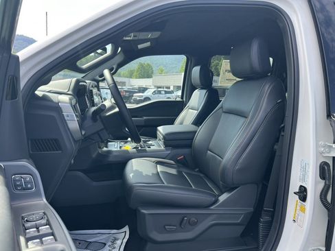 New 2025 Ford F150 Lariat w/ Equipment Group 501A Mid image 16