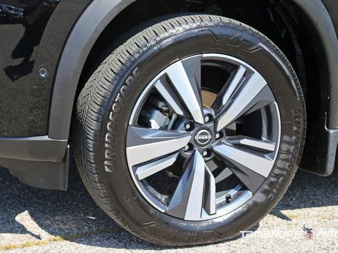 Certified 2023 Nissan Rogue SL w/ SL Premium Package image 22