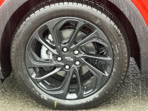 New 2027 Chevrolet Bolt RS FWD image 32