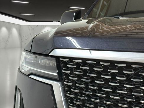 Certified 2023 Cadillac Escalade Premium Luxury image 11