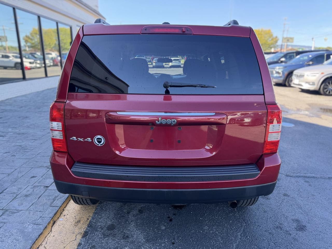 Used 2016 Jeep Patriot Sport w/ Power Value Group AWD/4WD image 8