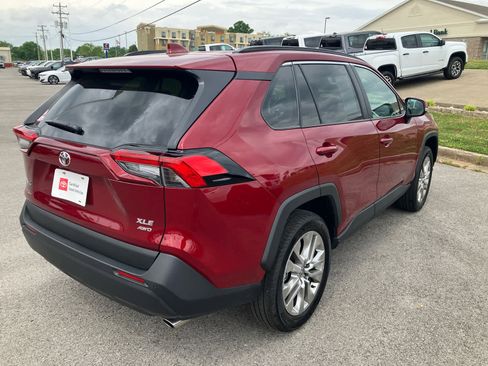 Used 2025 Toyota RAV4 XLE Premium w/ Weather Package AWD/4WD image 7