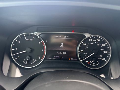 Used 2022 Nissan Rogue SV FWD image 14