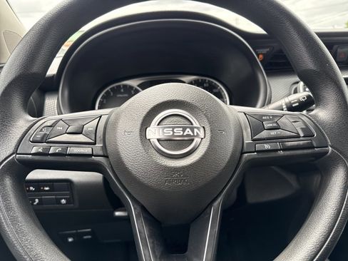 Certified 2024 Nissan Kicks S FWD image 17