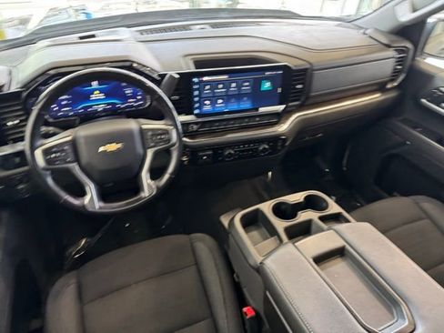 Certified 2025 Chevrolet Silverado 1500 LT AWD/4WD image 6