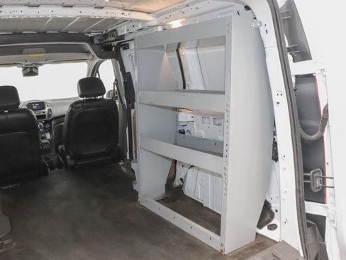 Used 2019 Ford Transit Connect XL image 32