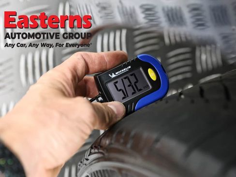 Used 2021 Toyota Camry SE FWD image 29