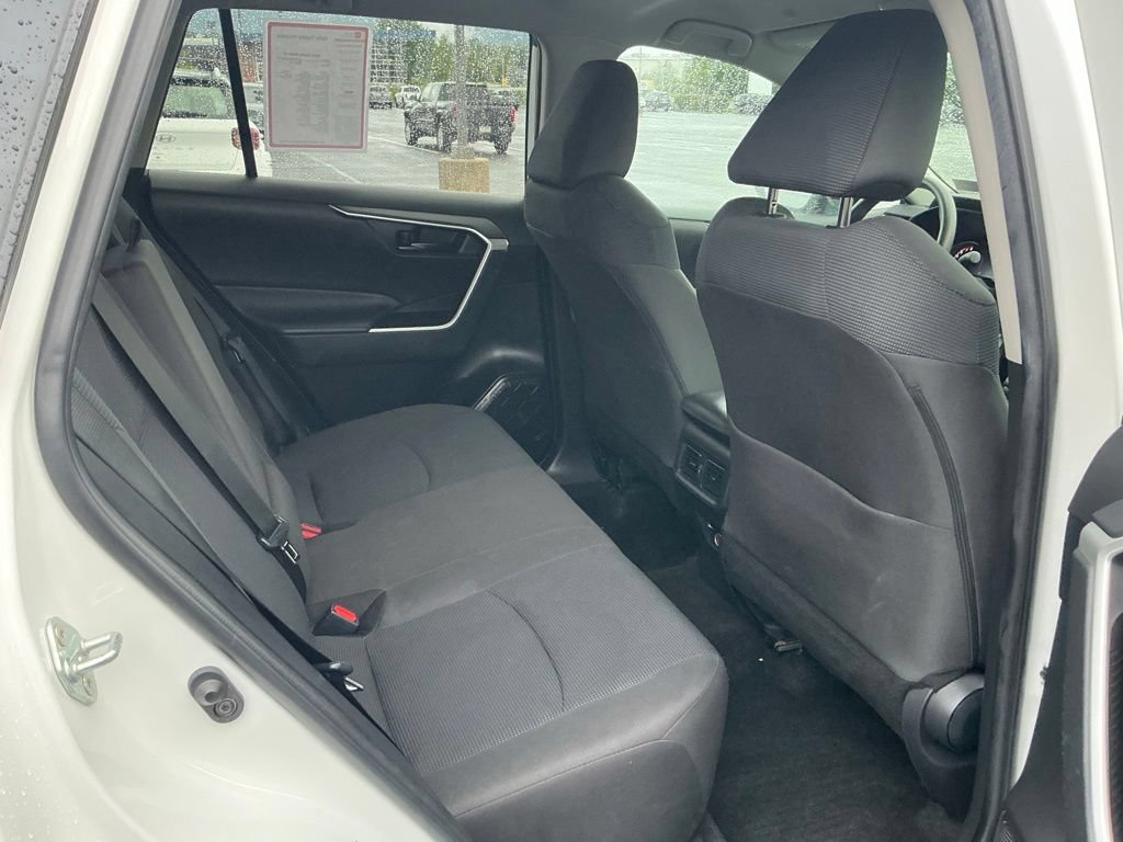 Certified 2023 Toyota RAV4 LE AWD/4WD image 34