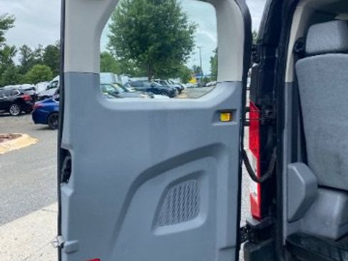 Used 2017 Ford Transit 350 XL RWD image 11