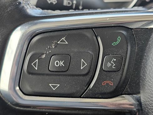 Used 2023 Jeep Wrangler Unlimited Sahara w/ Cold Weather Group AWD/4WD image 27
