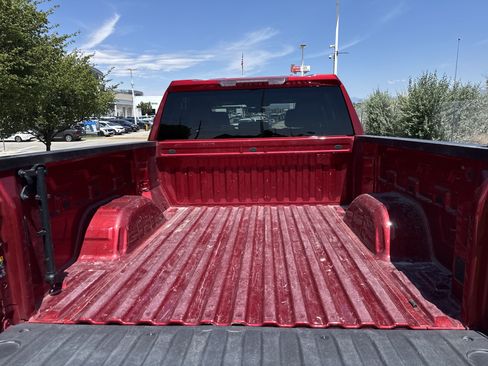 Used 2021 GMC Sierra 1500 Elevation w/ X31 Off-Road Package AWD/4WD image 24
