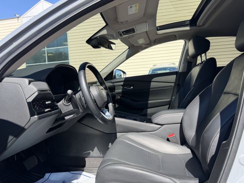 Certified 2023 Honda Accord Touring image 12