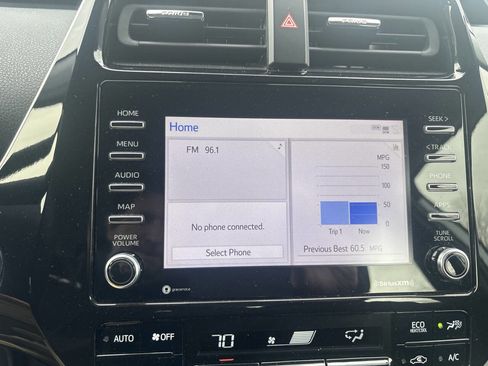 Used 2021 Toyota Prius LE w/ Carpet Mat Package (TMS) image 27