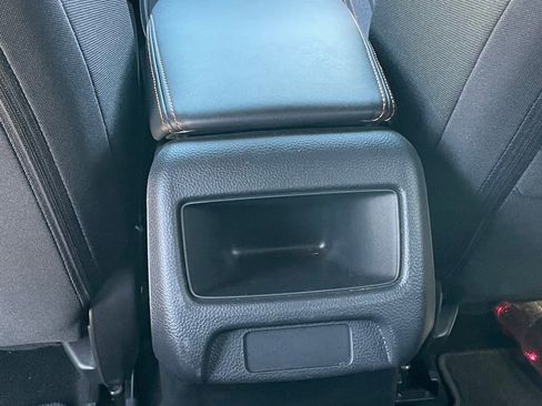 Used 2025 Honda HR-V Sport image 24