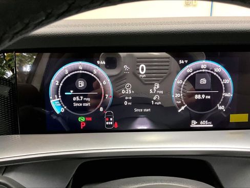 New 2026 Volkswagen Tiguan SE R-Line image 19