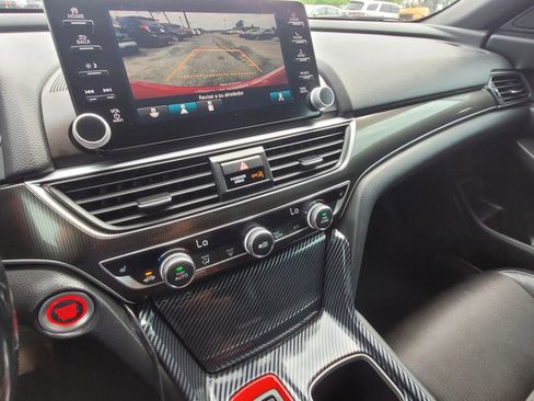Used 2018 Honda Accord Sport image 19