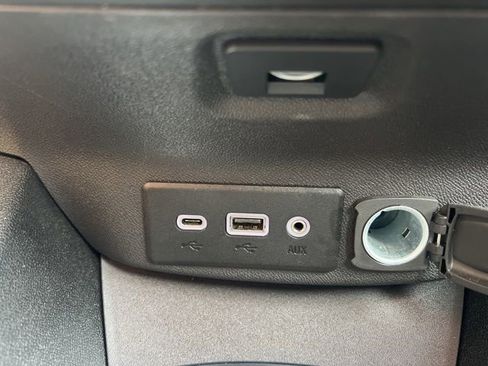 Used 2024 Chevrolet Malibu LT FWD image 21