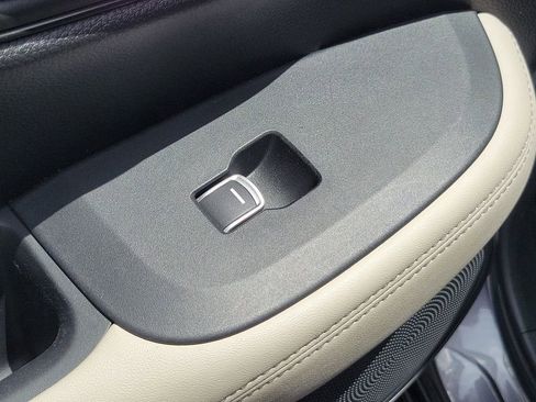 Certified 2023 Honda HR-V EX-L image 15