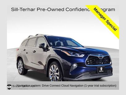 Used 2023 Toyota Highlander Limited