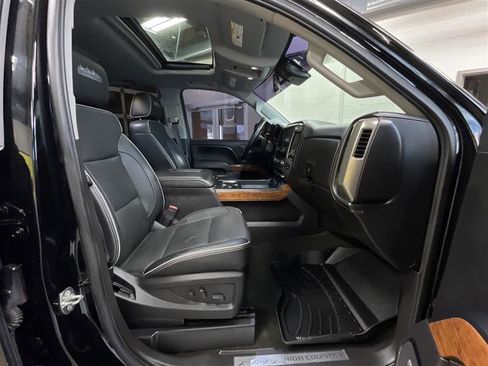 Used 2017 Chevrolet Silverado 1500 High Country AWD/4WD image 27