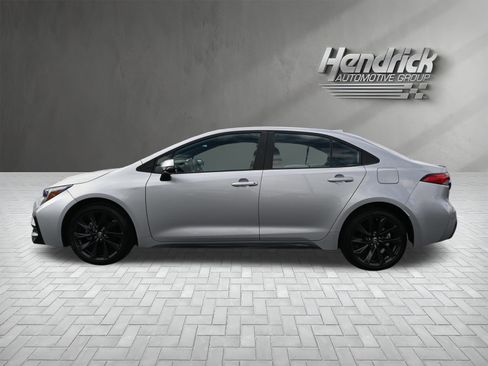 Used 2024 Toyota Corolla SE image 7
