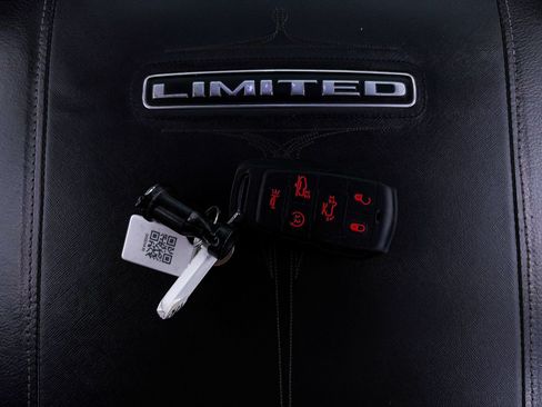 Used 2019 RAM 1500 Limited w/ Advanced Safety Group AWD/4WD image 25