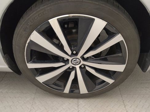 Used 2021 Nissan Altima 2.5 SR FWD image 31