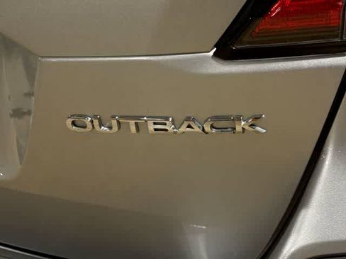 Used 2023 Subaru Outback Limited AWD/4WD image 25