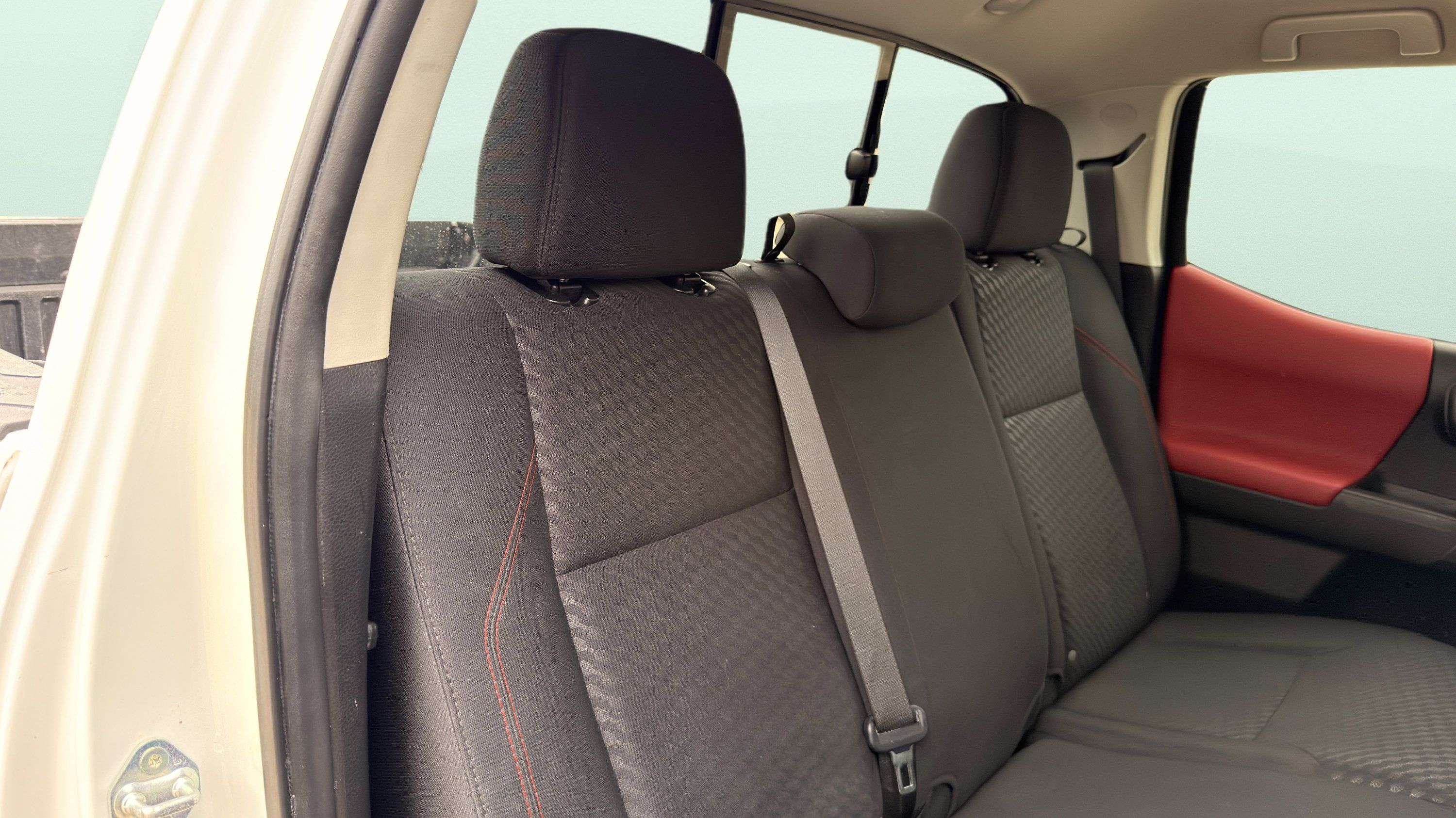 Used 2022 Toyota Tacoma SR5 RWD image 31