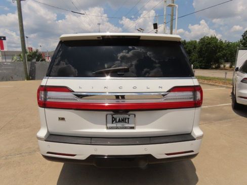 Used 2021 Lincoln Navigator L Reserve w/ Luxury Package AWD/4WD image 11