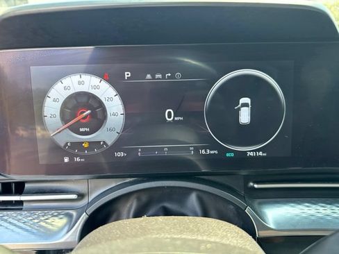 Used 2024 Kia Carnival SX Prestige FWD image 11