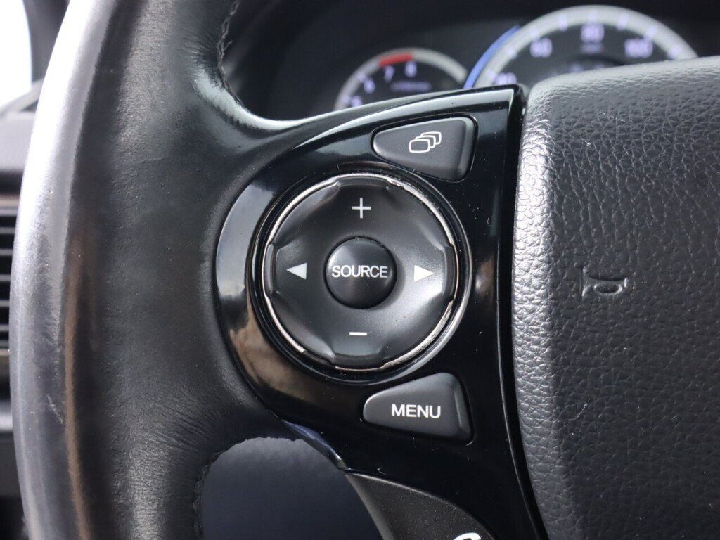 Used 2016 Honda Accord EX-L image 12
