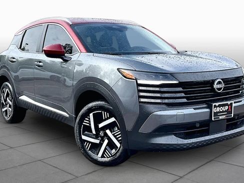 Certified 2026 Nissan Kicks SV FWD image 3