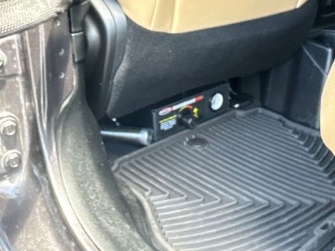 Used 2020 Jeep Wrangler Unlimited Sahara w/ Safety Group AWD/4WD image 17