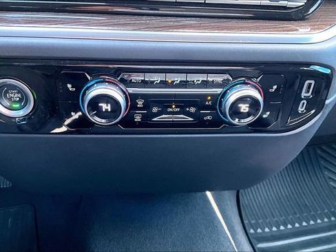 Certified 2022 GMC Sierra 1500 Elevation image 24