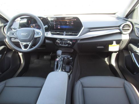 New 2026 Chevrolet Trax ACTIV w/ Driver Confidence Package image 12