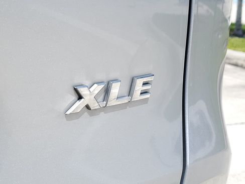 Certified 2025 Toyota RAV4 XLE FWD image 8
