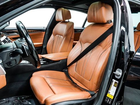 Used 2017 BMW 540i xDrive w/ Premium Package image 15