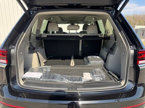 New 2026 Volkswagen Atlas SEL Premium R-Line image 15