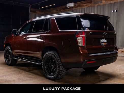 Used 2023 Chevrolet Tahoe Z71 w/ Z71 Off-Road Package AWD/4WD image 7