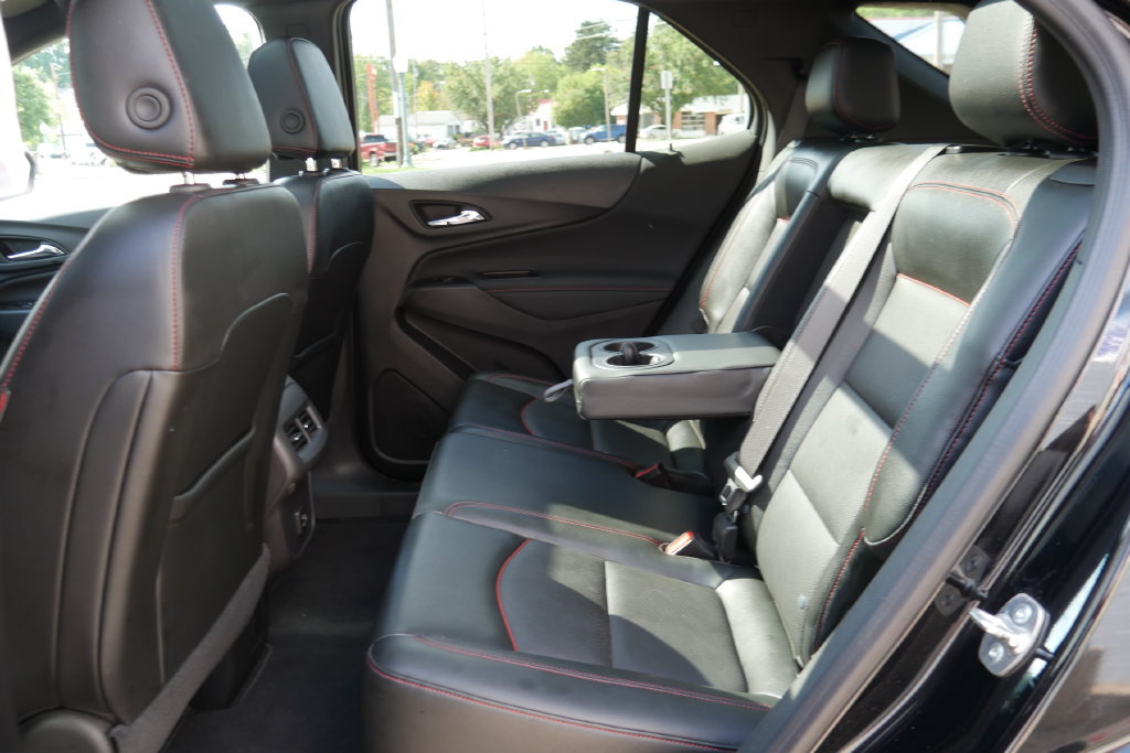 Used 2024 Chevrolet Equinox RS w/ RS Leather Package AWD/4WD image 17