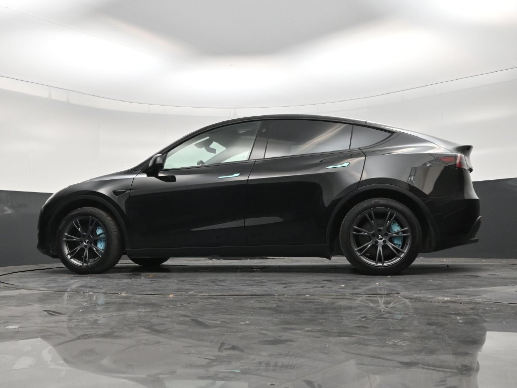 Used 2024 Tesla Model Y Long Range RWD image 20