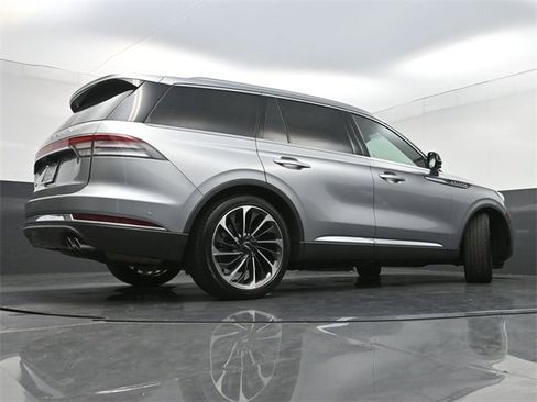 Used 2021 Lincoln Aviator Reserve w/ Equipment Group 202A image 37