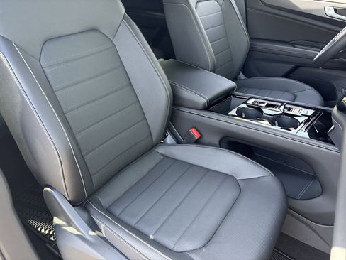 New 2026 Volkswagen Atlas Cross Sport SEL R-Line AWD/4WD image 6