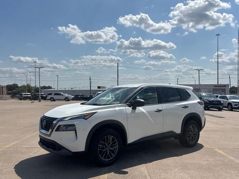 Certified 2023 Nissan Rogue S AWD/4WD image 10