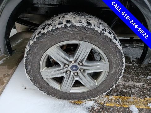 Used 2018 Ford F150 XLT w/ Equipment Group 302A Luxury image 7