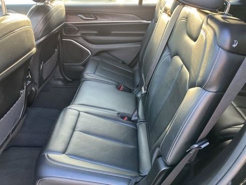 Used 2023 Jeep Grand Cherokee L Limited image 22