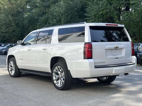 Used 2020 Chevrolet Suburban LT AWD/4WD image 3