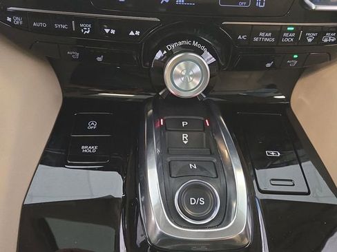 Certified 2024 Acura MDX FWD w/ Technology Package image 20